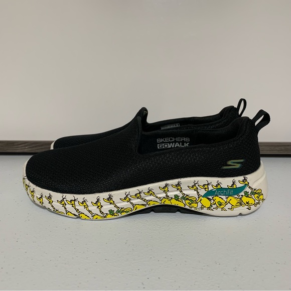Skechers Go Walk Arch Fit Green Belly Dr. Seuss Sneakers-Size 6.5 NWOT - Picture 3 of 14